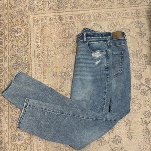 American Eagle Stretch Classic Blue Mom Jeans